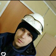  ,  Vadim, 28