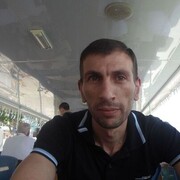  ,   Davit, 42 ,   c 