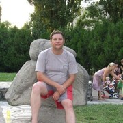  ,  Viktor, 49