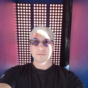  ,   Anton, 40 ,   ,   