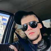  ,   Vlad, 31 ,   