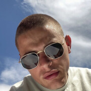  ,  Liviu, 23