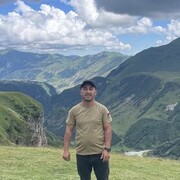  ,   Armen, 35 ,   ,   , c 