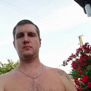  ,  Oleg, 37