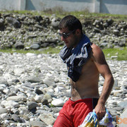  ,   Dima, 41 ,  