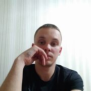  ,  Viktor, 26