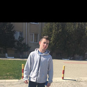  ,   Valik, 25 ,  