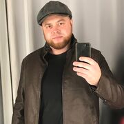  ,  Sten, 34