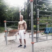  ,   Taras, 26 ,   