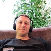  ,  Tim, 39