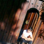  ,   Miko, 31 ,   