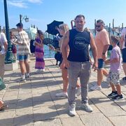  ,   Aleks, 36 ,   ,   , c , 