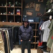  ,   Adel, 37 ,   ,   