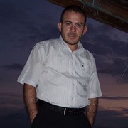  ,   Artur, 46 ,  
