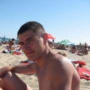  ,   Alex, 40 ,   