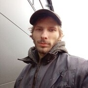  ,  Kavalis, 30
