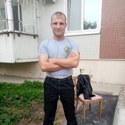  ,  Vladislav, 35
