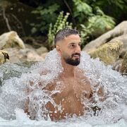  --,   Salman, 25 ,   ,   , c , 