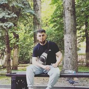  ,  Rustam, 24