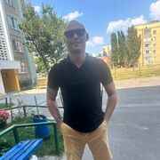  ,   Artist, 32 ,   ,   