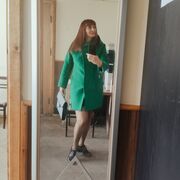  ,   Tanya, 52 ,  