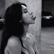  ,  Ayia, 22