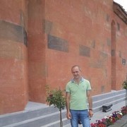  ,   Garik, 42 ,   