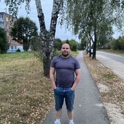  ,   Sergei, 31 ,   c 