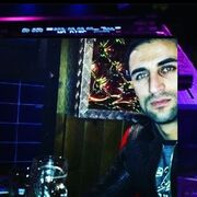  ,  Roma, 33