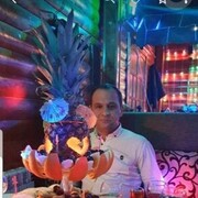  ,   Rafael, 40 ,   ,   