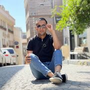  ,  Komil, 34