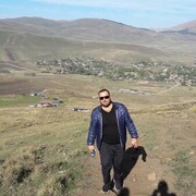  ,   Narek, 39 ,   ,   