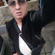 1er Arrondissement,  Artur, 42