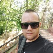  ,  Sergey, 33