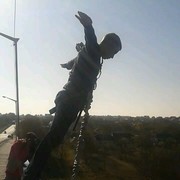  -,   , 33 ,   