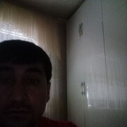  ,  Max, 33