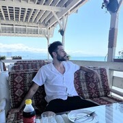  ,  Rufi, 30