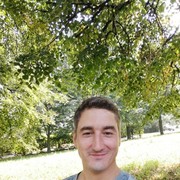  ,   Viktor, 37 ,   