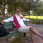  ,   Artur, 40 ,     , c 