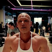  --,   Tomm, 37 ,   ,   