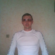  ,  Nik, 53