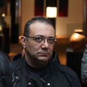  ,  Hovo, 48
