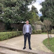  ,   Lasha, 31 ,   ,   , c 