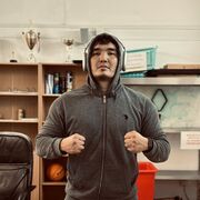  ,  Adik, 25
