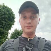  ,   Yevheniy, 32 ,     , c 