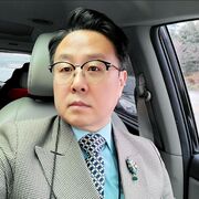 ,   Andrew Kim, 60 ,   ,   