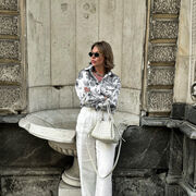  -,   Eva, 39 ,   ,   
