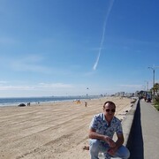  ,   Vitalii, 45 ,   c 