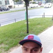  ,  ANDRIY, 34
