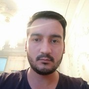  ,  Xumo, 32